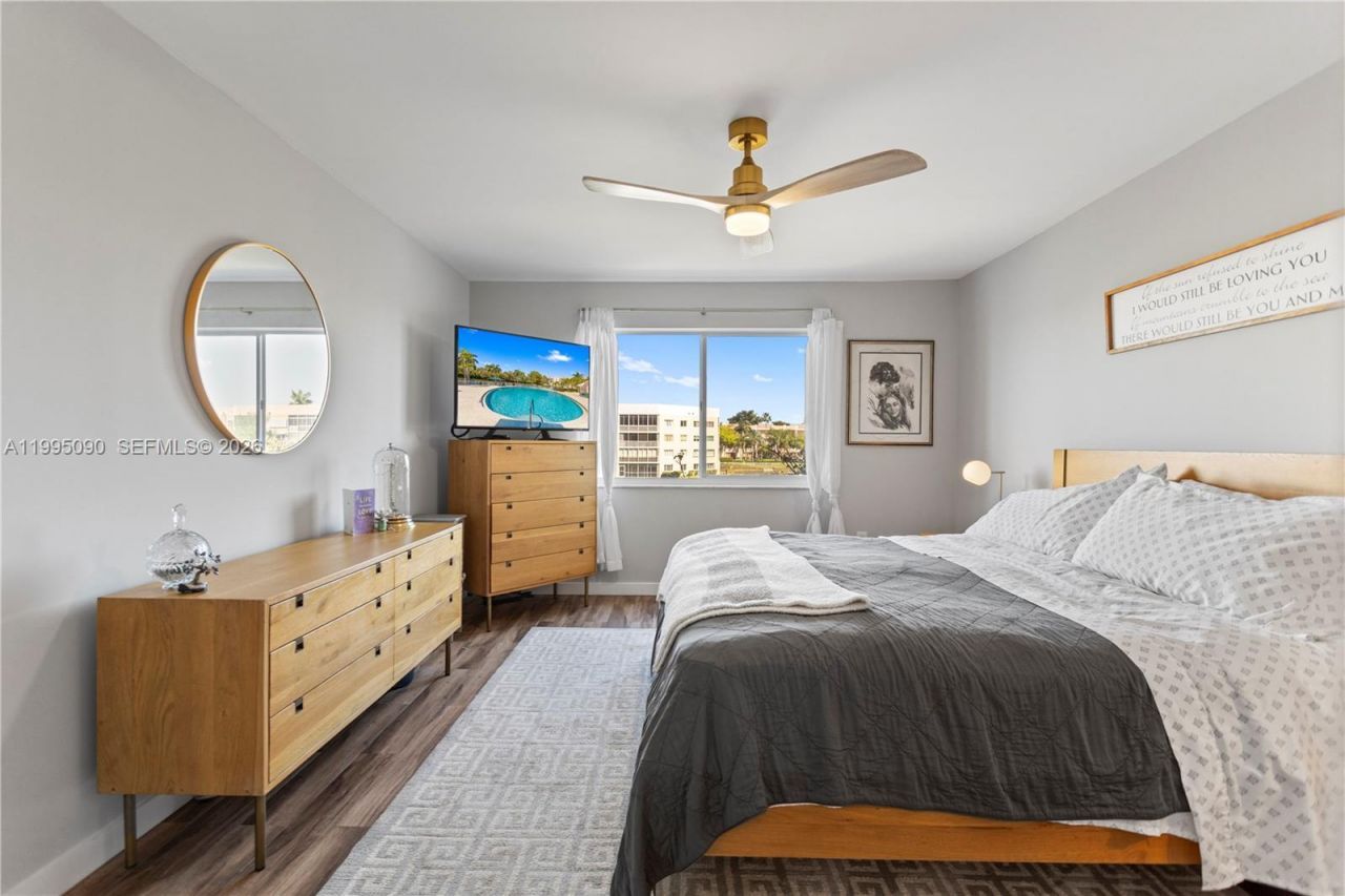 7676 Trent Dr , Unit 308, Tamarac, FL 33321 Photo