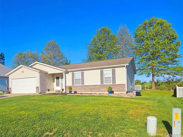201 Whitetail Crossing Drive, Troy, MO 63379