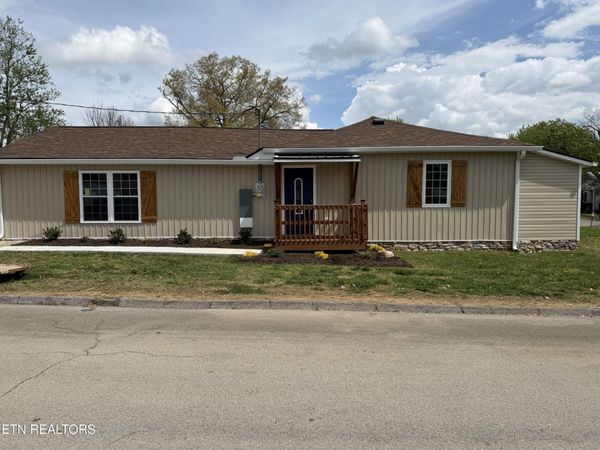 863 Cedar St, Alcoa, TN 37701