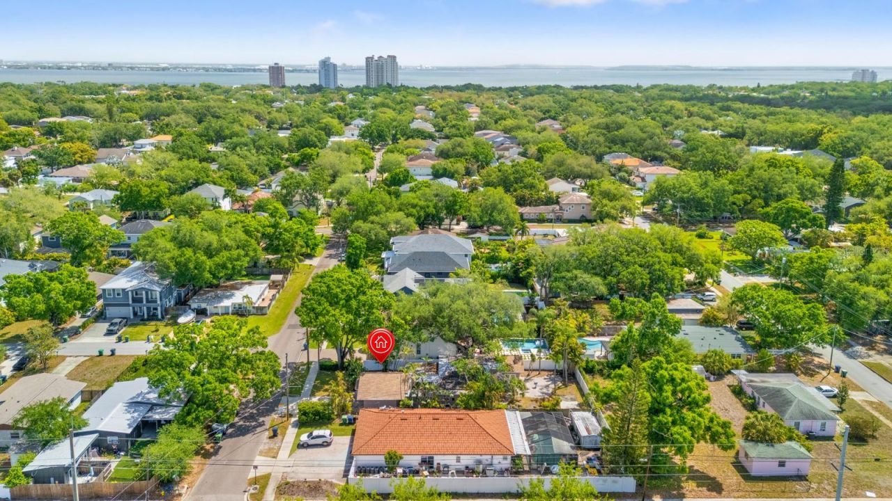 3414 W Wallcraft Avenue , Tampa, FL 33611 Photo