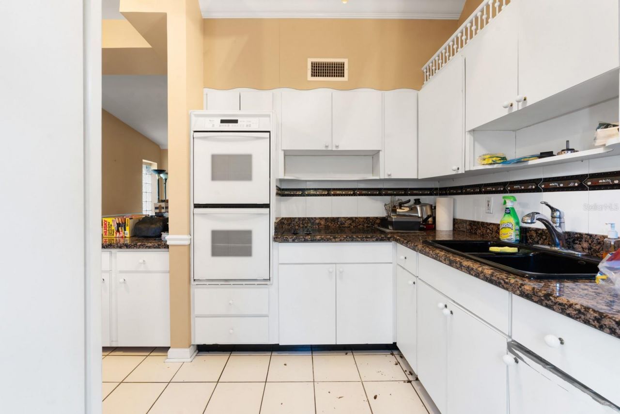 3414 W Wallcraft Avenue , Tampa, FL 33611 Photo