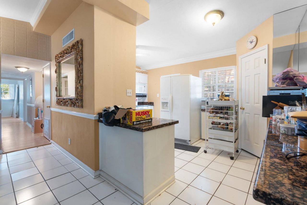 3414 W Wallcraft Avenue , Tampa, FL 33611 Photo