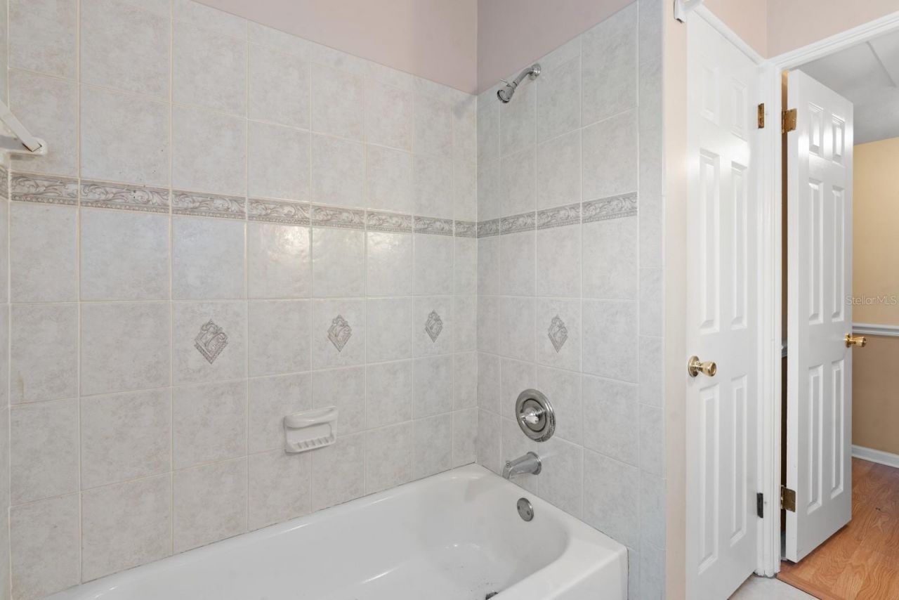 3414 W Wallcraft Avenue , Tampa, FL 33611 Photo