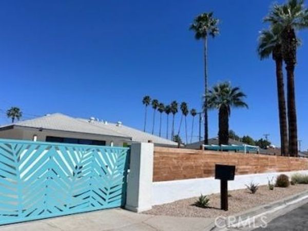 3940 E Calle San Antonio, Palm Springs, CA 92264