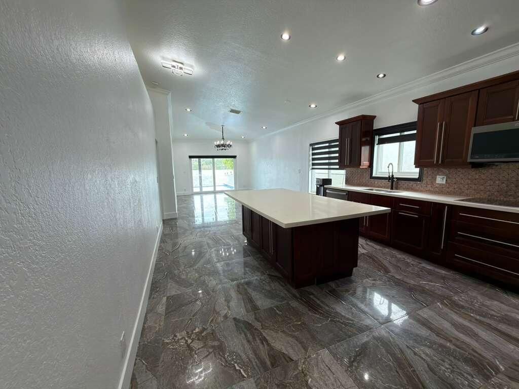 4572 SW 14th Street, Deerfield Beach, FL 33442 Photo