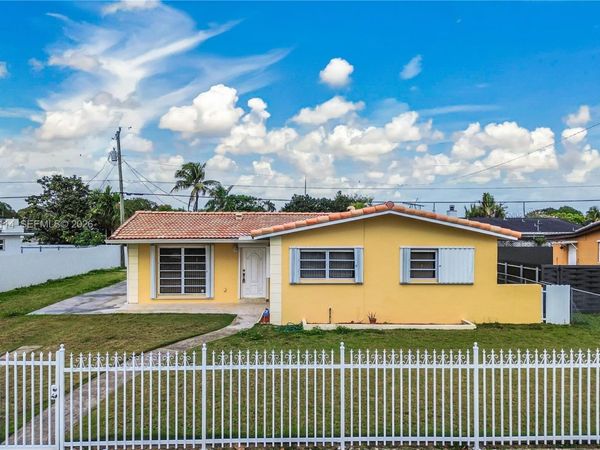 12231 SW 191st Ter, Miami, FL 33177