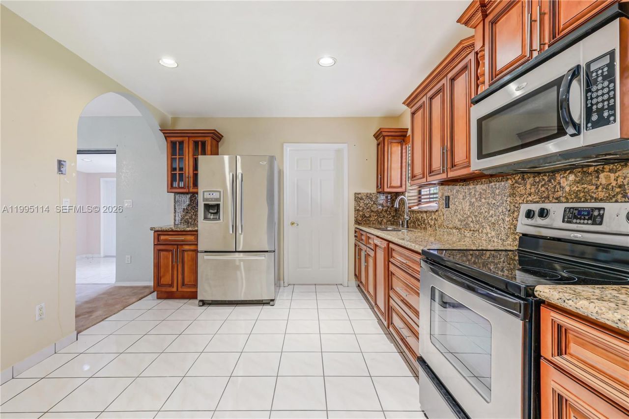 12231 SW 191st Ter, Miami, FL 33177 Photo