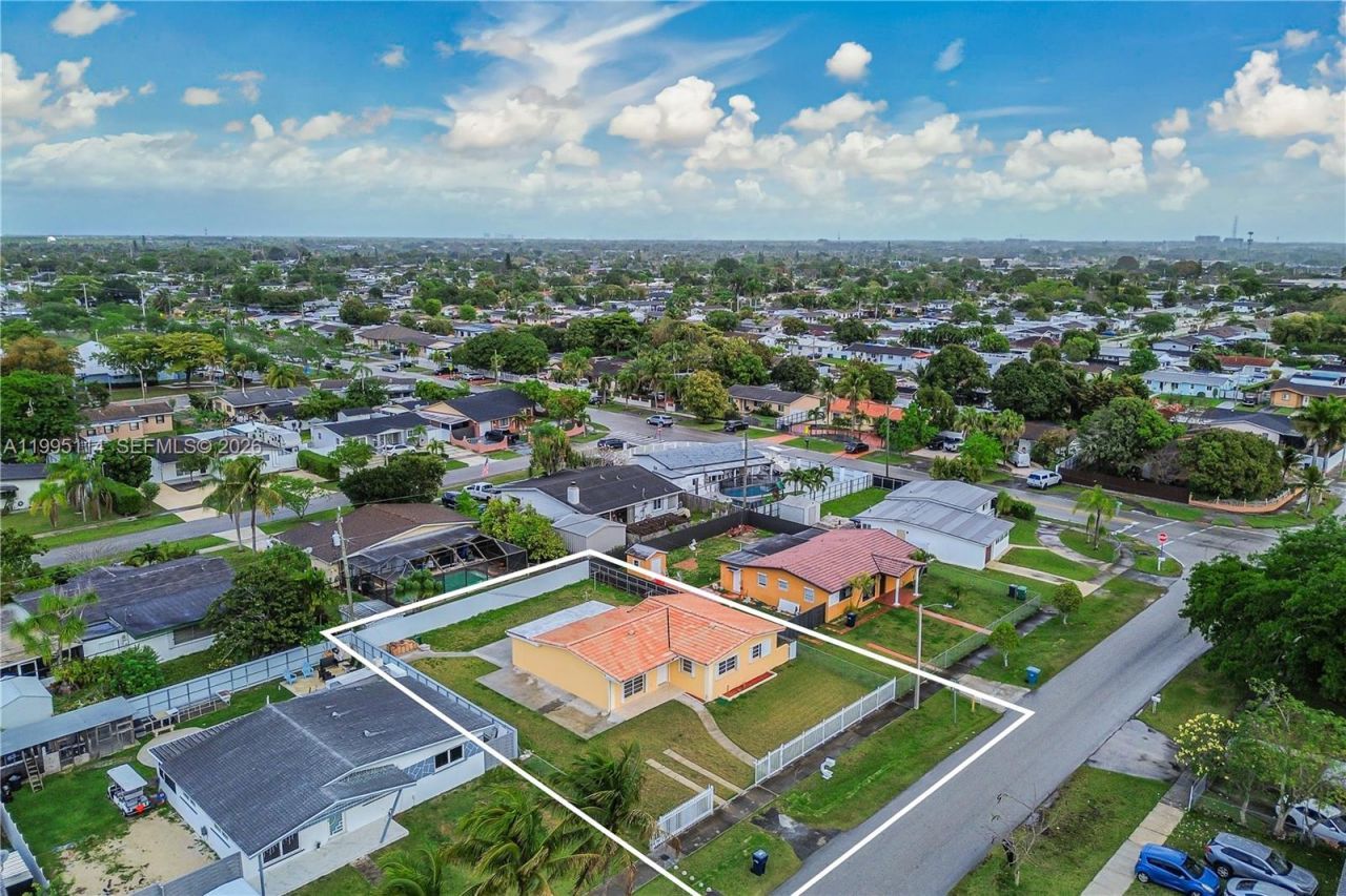 12231 SW 191st Ter, Miami, FL 33177 Photo