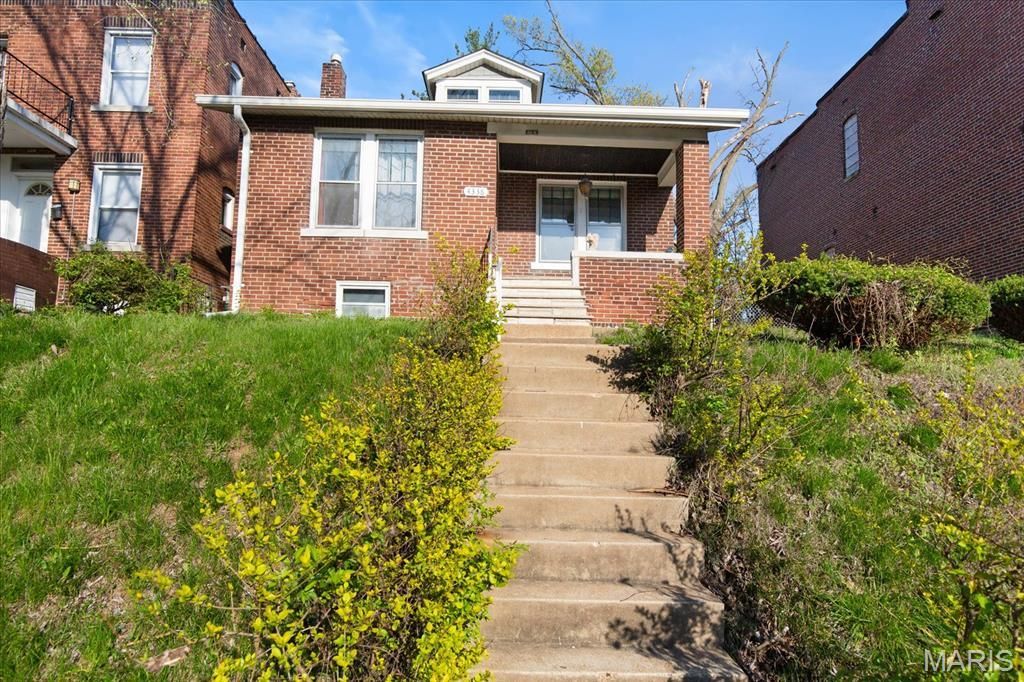 4338 Oregon Avenue, Saint Louis, MO 63111 Main Photo