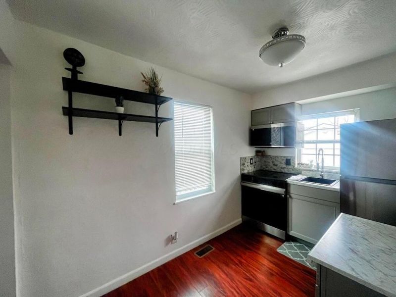 904 Binns Boulevard, Columbus, OH 43204 Photo 10