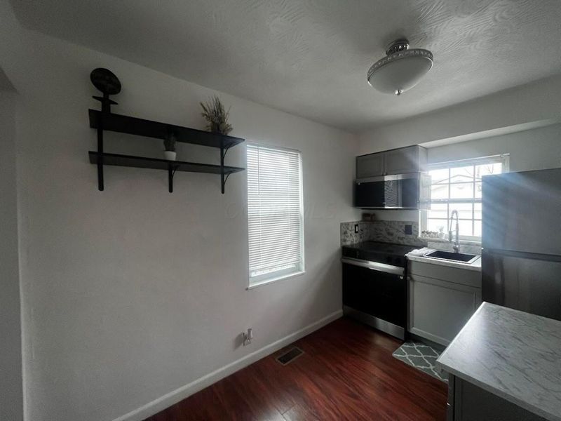 904 Binns Boulevard, Columbus, OH 43204 Photo 9