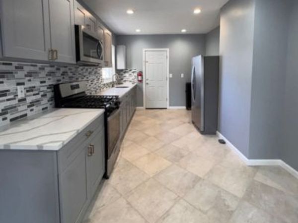 621 Grove St, Irvington, NJ 07111