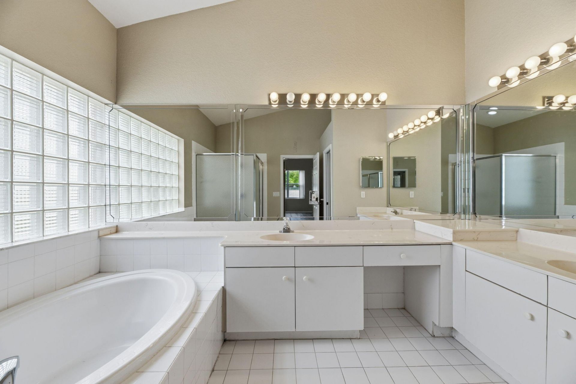 3401 NW 70th Avenue, Margate, FL 33063 Photo