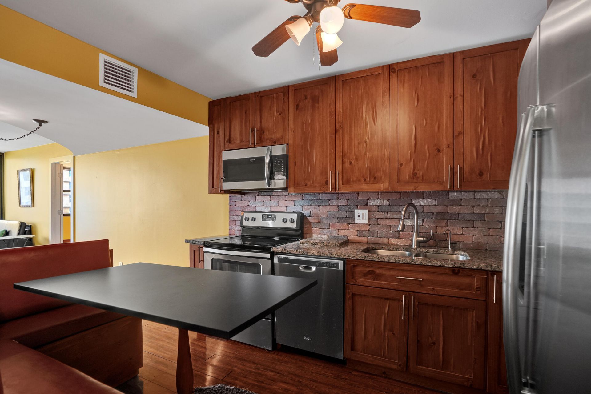 2301 S Ocean Drive, Unit 1408, Hollywood, FL 33019 Photo