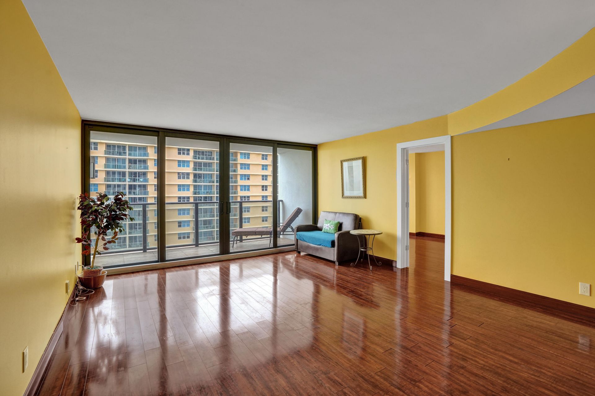 2301 S Ocean Drive, Unit 1408, Hollywood, FL 33019 Photo