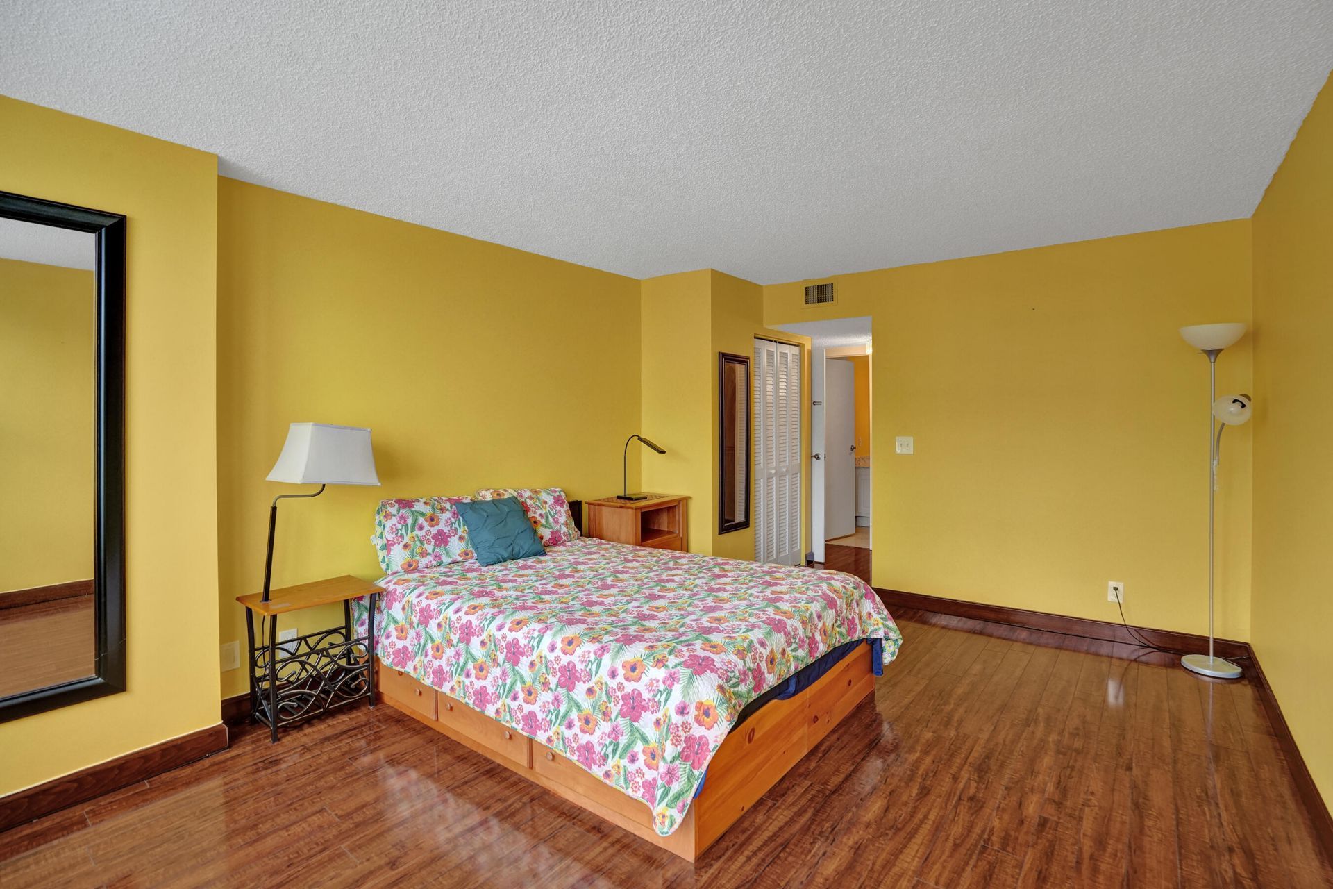 2301 S Ocean Drive, Unit 1408, Hollywood, FL 33019 Photo