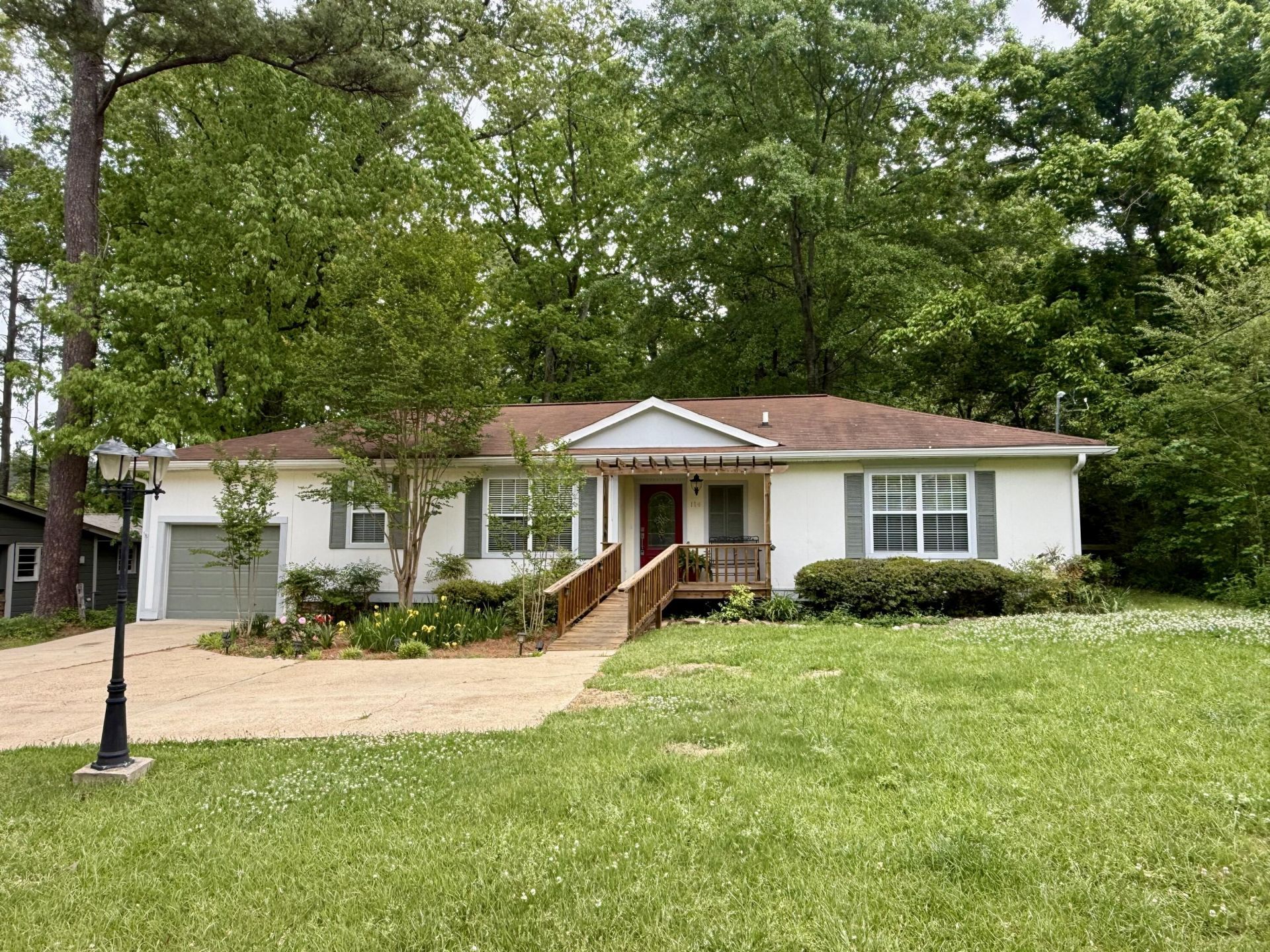 114 Jackson, Louisville, MS 39339 Main Photo