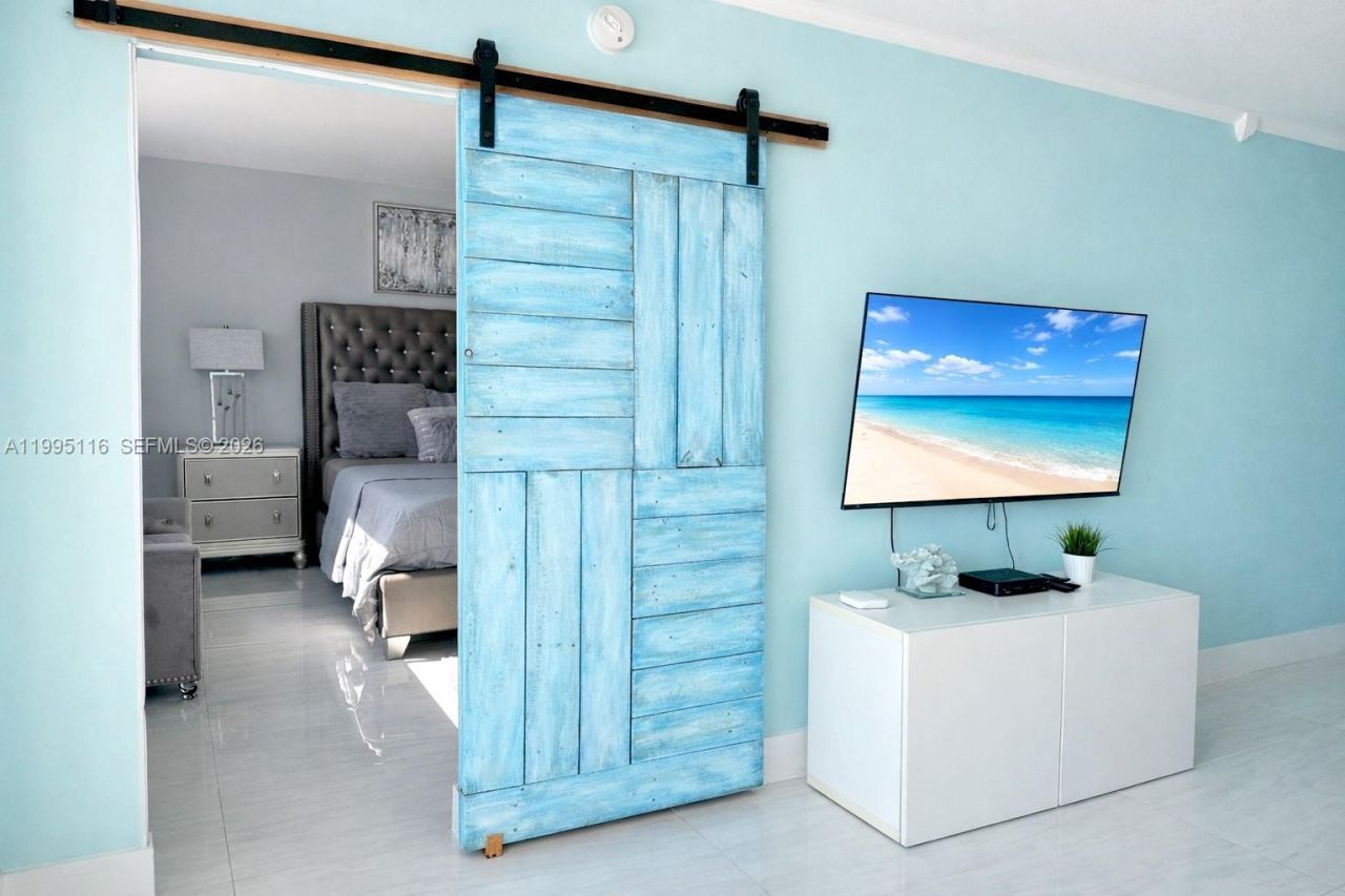 19370 Collins Ave , Unit 1121, Sunny Isles Beach, FL 33160 Photo