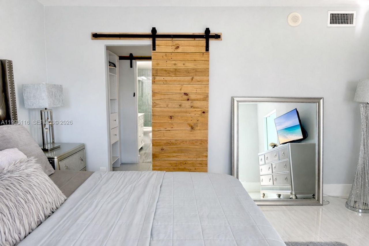 19370 Collins Ave , Unit 1121, Sunny Isles Beach, FL 33160 Photo