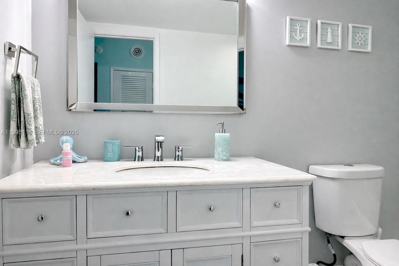 19370 Collins Ave , Unit 1121, Sunny Isles Beach, FL 33160 Photo