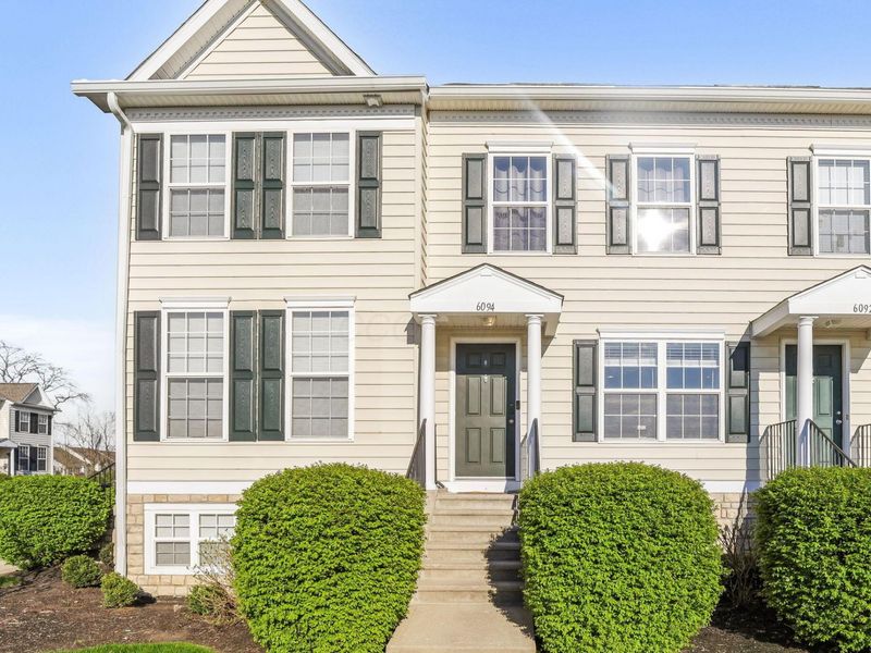 6094 Phar Lap Drive, Unit 16, New Albany, OH 43054 Photo 1