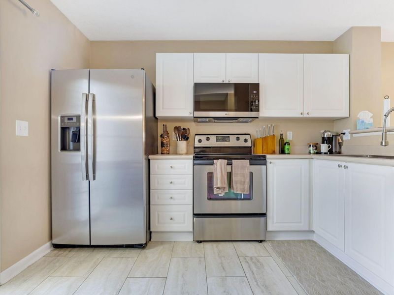 6094 Phar Lap Drive, Unit 16, New Albany, OH 43054 Photo 12