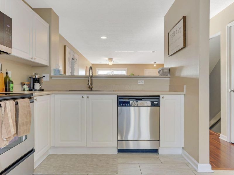 6094 Phar Lap Drive, Unit 16, New Albany, OH 43054 Photo 13