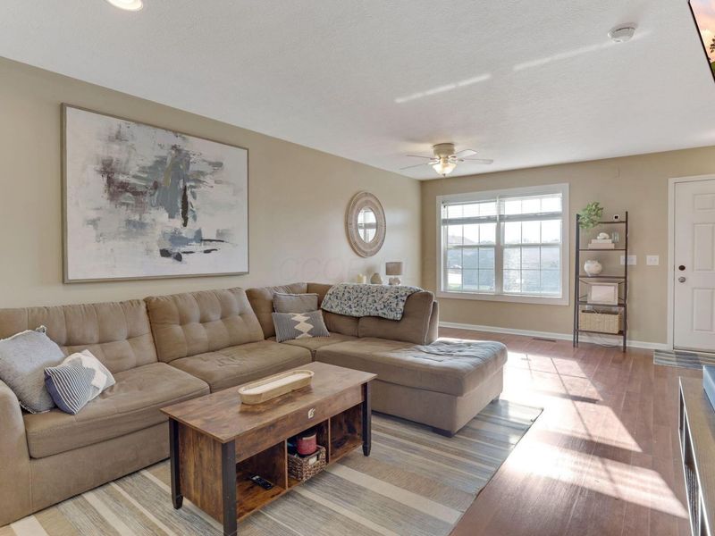 6094 Phar Lap Drive, Unit 16, New Albany, OH 43054 Photo 6