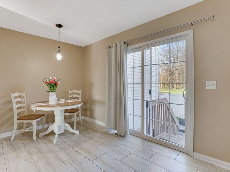 6094 Phar Lap Drive, Unit 16, New Albany, OH 43054 Photo 9