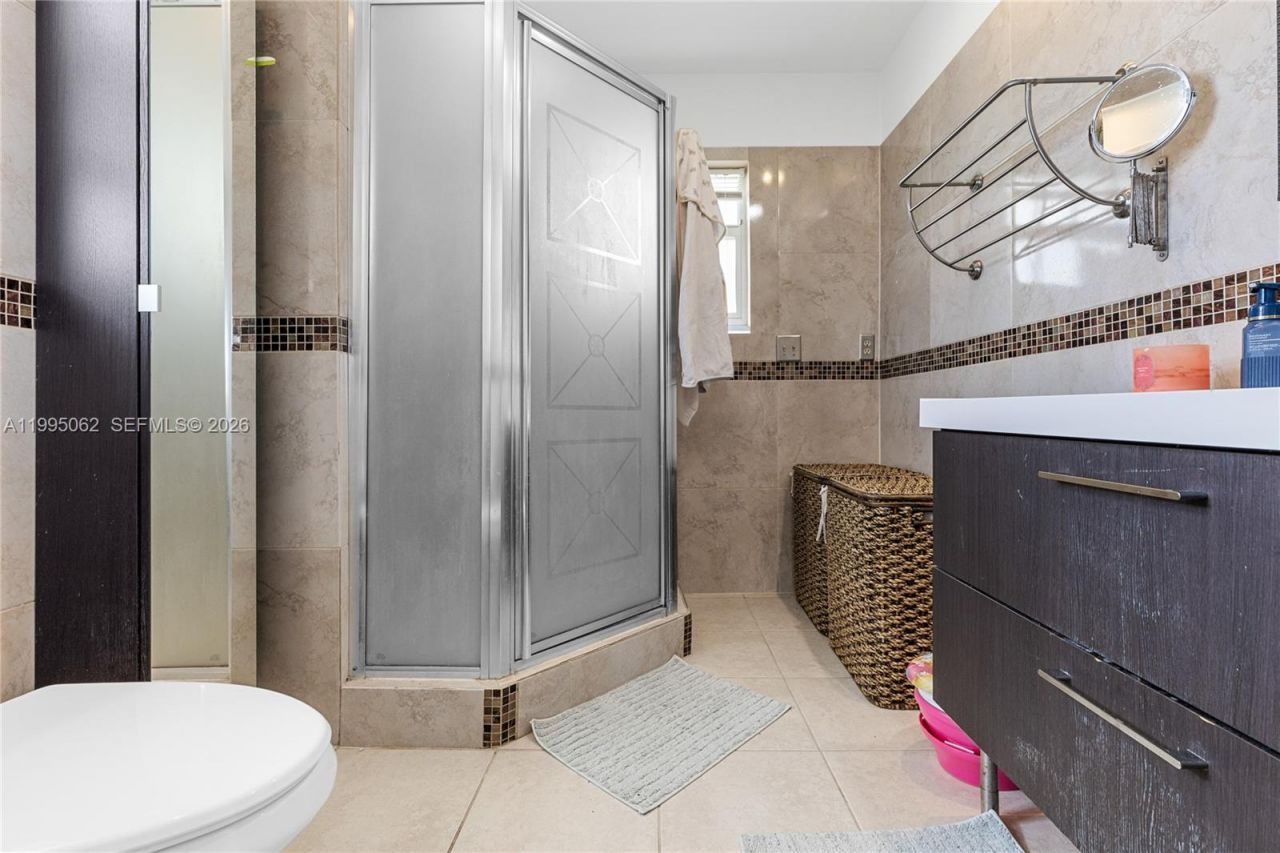 6330 Funston St , Hollywood, FL 33023 Photo