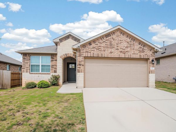 909 Vogel DR, Georgetown, TX 78626