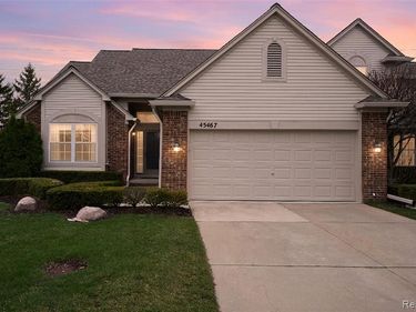 45467 Coachfort Drive, Macomb Twp, MI 48044