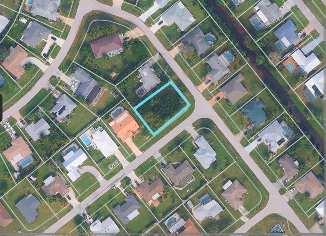 1497 SE Griffin Terrace , Port Saint Lucie, FL 34952 Photo