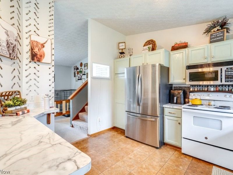 66 Manito Trail, Malvern, OH 44644 Photo 14