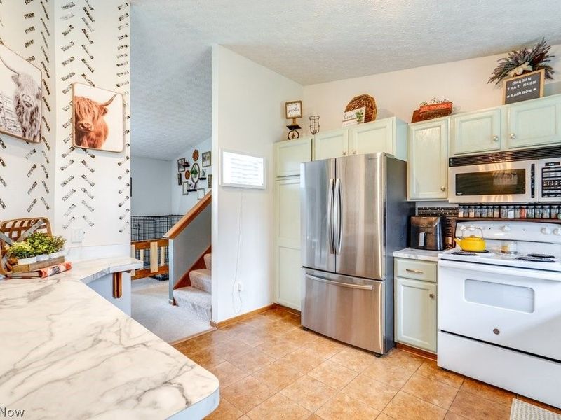 66 Manito Trail, Malvern, OH 44644 Photo 17