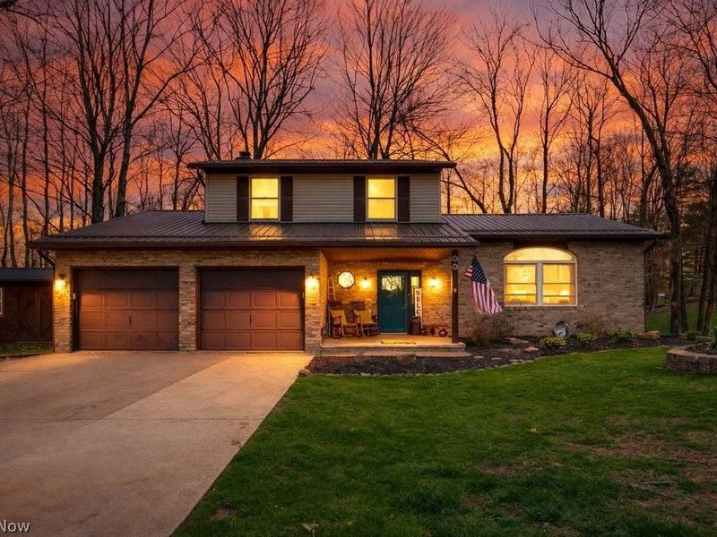 66 Manito Trail, Malvern, OH 44644 Photo 2