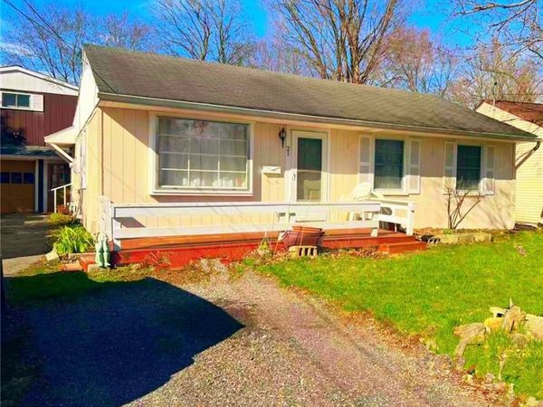 21 Tyler Circle, Manlius, NY 13104