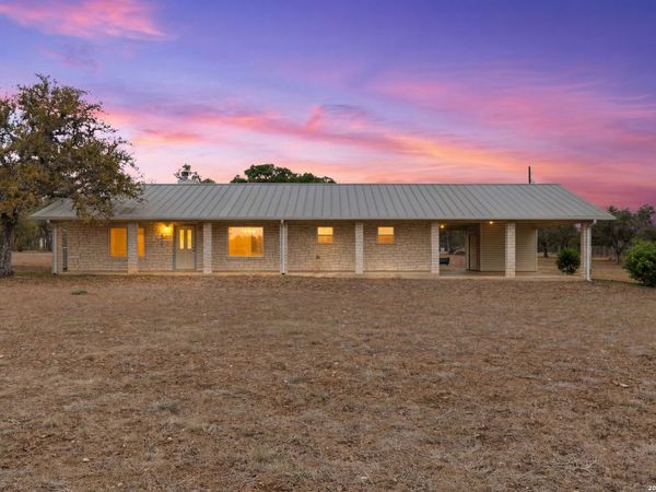 429 Booth, San Marcos, TX 78666