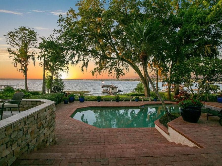 Property Image 100