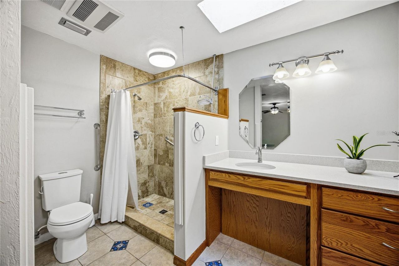 3519 NW 30th Boulevard, Gainesville, FL 32605 Photo