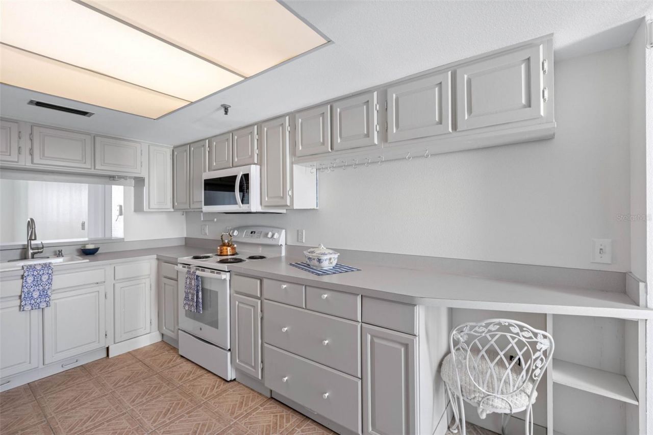 19111 Vista Bay Drive , Unit 204, Indian Shores, FL 33785 Photo