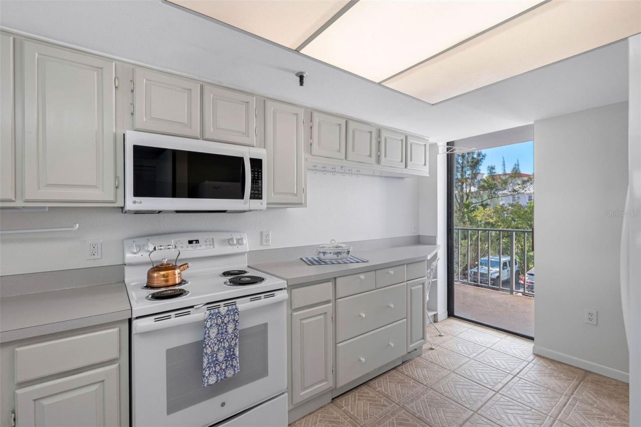 19111 Vista Bay Drive , Unit 204, Indian Shores, FL 33785 Photo