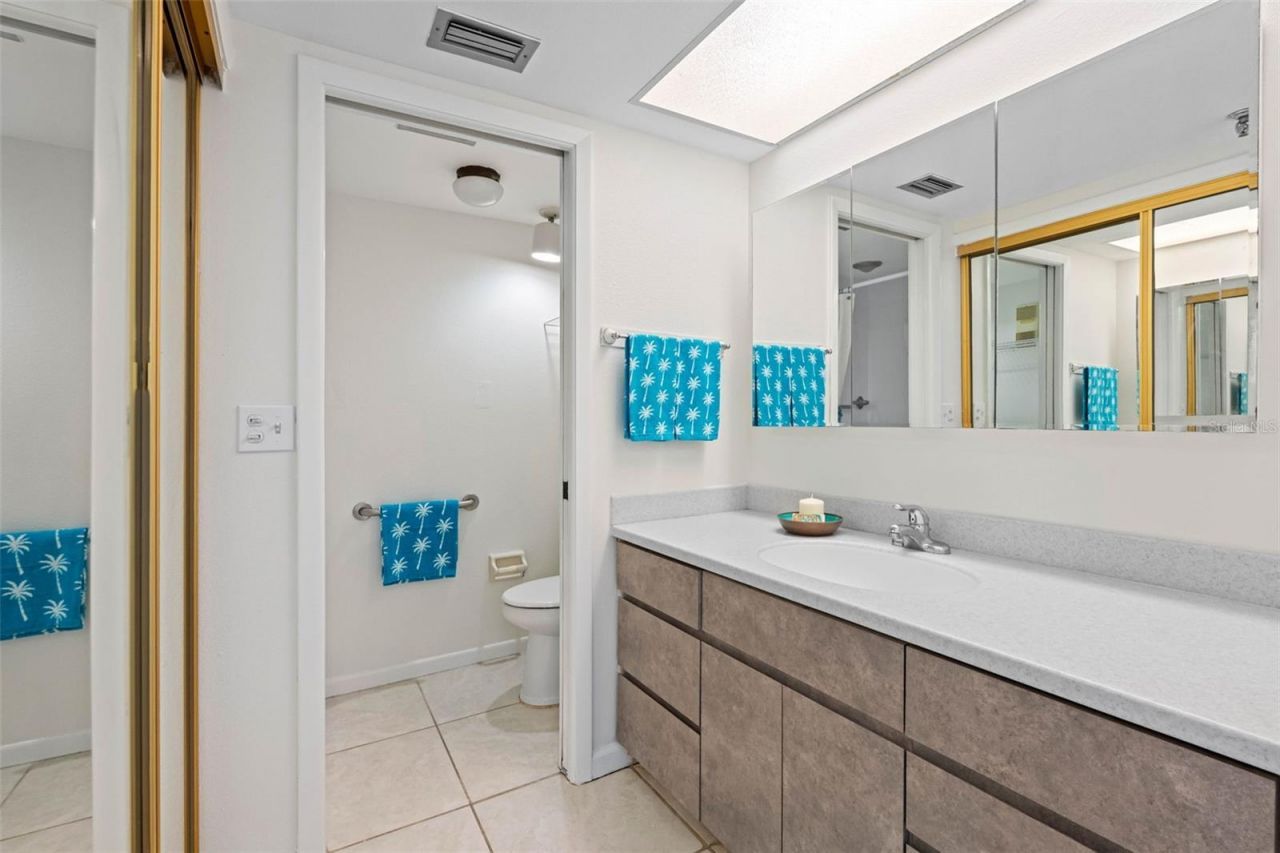 19111 Vista Bay Drive , Unit 204, Indian Shores, FL 33785 Photo