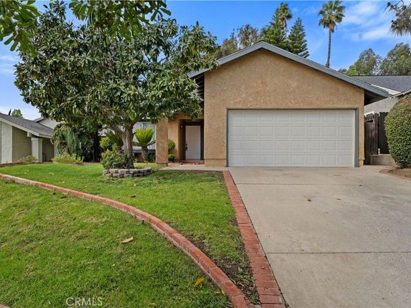 13543 Laurelhurst, Moorpark, CA 93021