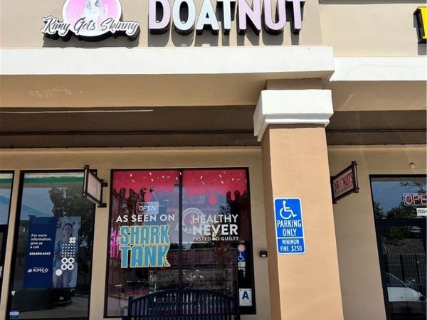 2530 Vista Way , Unit F, Oceanside, CA 92054