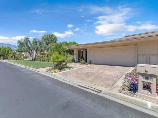 24 Columbia Drive, Rancho Mirage, CA 92270