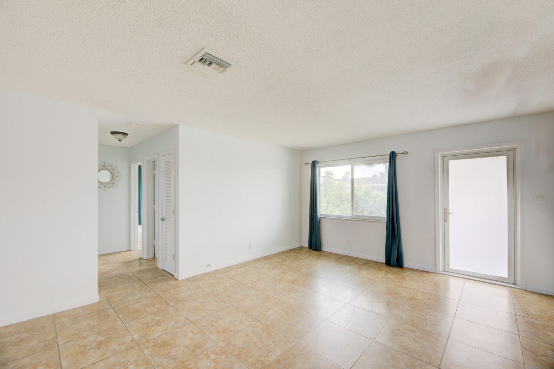 7309 NW 58th Court, Tamarac, FL 33321 Photo