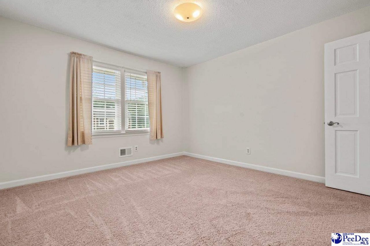 839 Wedgefield Rd Photo 24