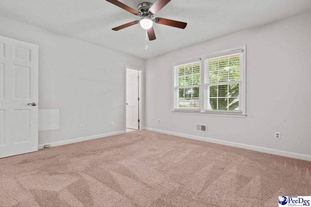 839 Wedgefield Rd Photo 26