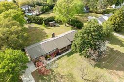 839 Wedgefield Rd photo 4